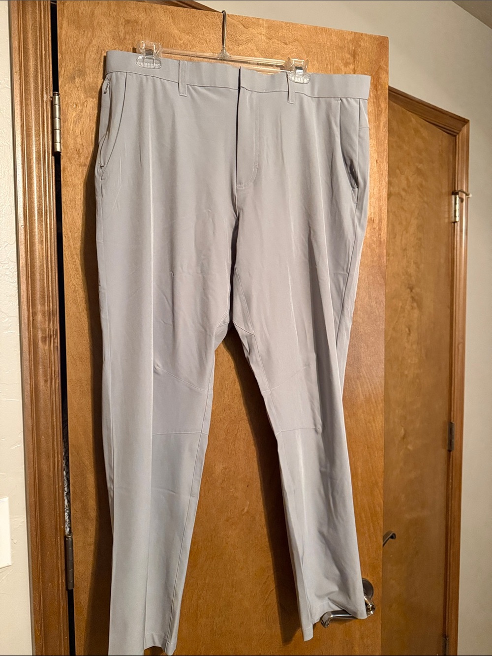 Fabletics Men's Light Gray golf Pants - Classic Straight Fit
